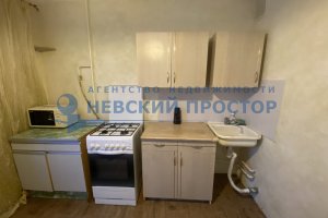 1ккв с видом на Полежаевский парк